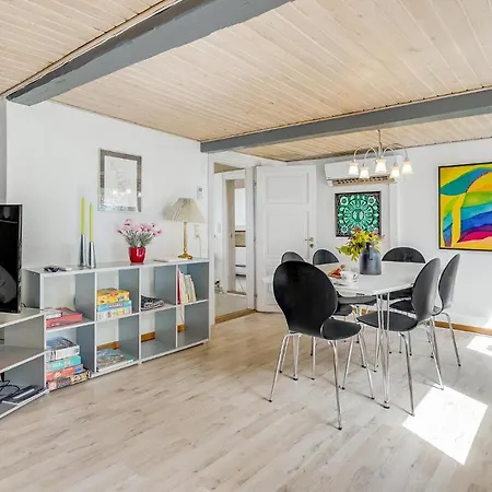 Amazing In Bredebro With 3 Bedrooms And Wifi Ballum