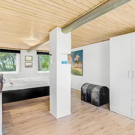 Hébergement de vacances Amazing In Bredebro With 3 Bedrooms And Wifi