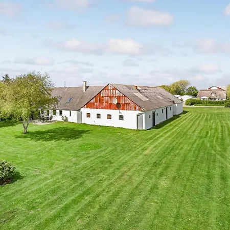 Amazing In Bredebro With 3 Bedrooms And Wifi Ballum